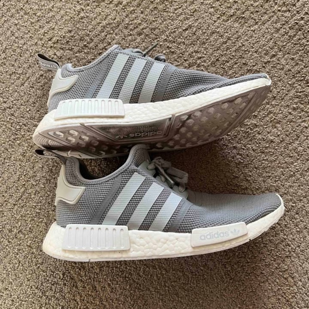 Adidas NMD R1 Mens Sneakers Primeknit